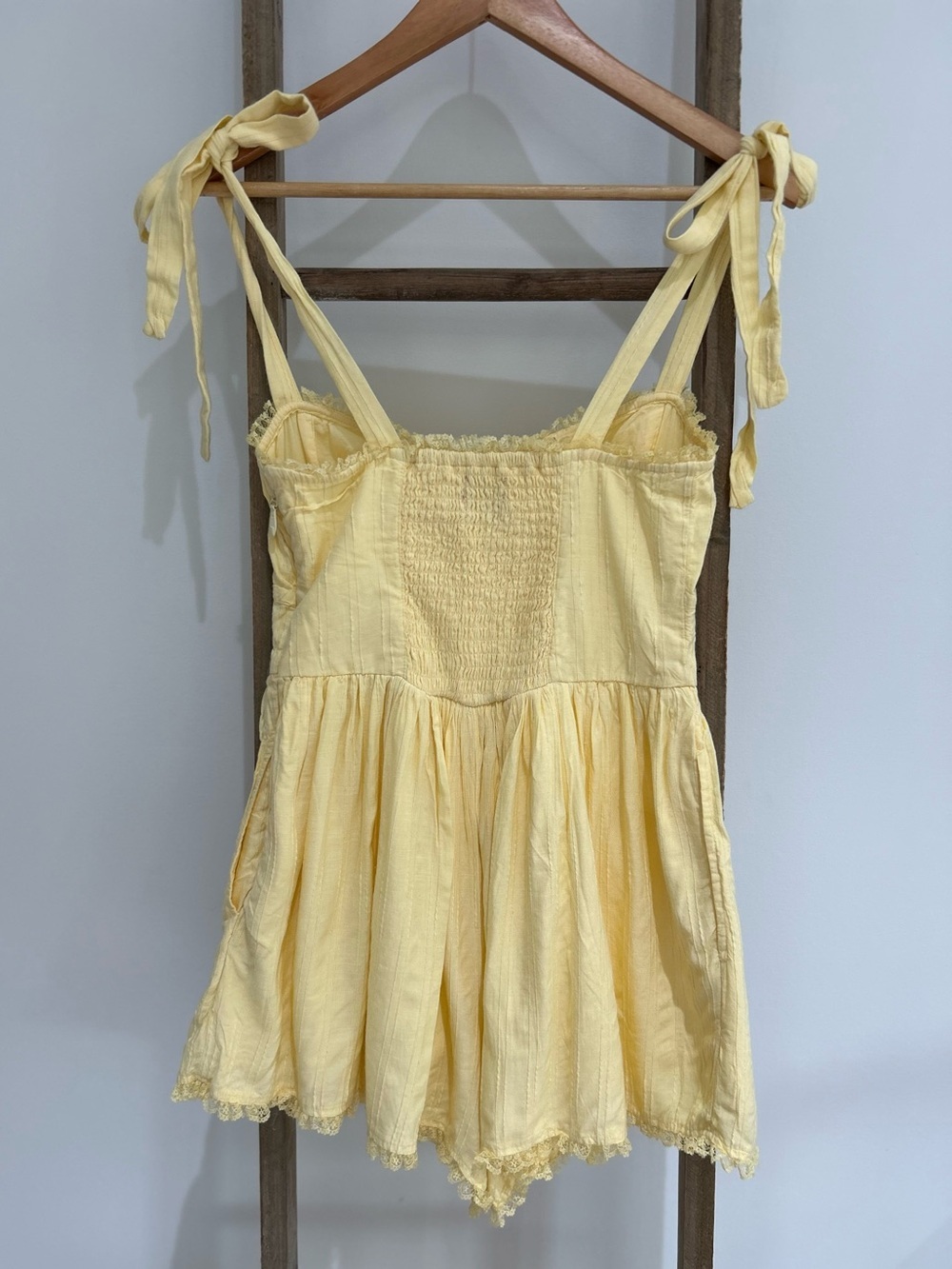 Show Me Your Mumu Regal Romper Lemonade Yellow Size M NWOT Beach Vacation Spring - Picture 5 of 13